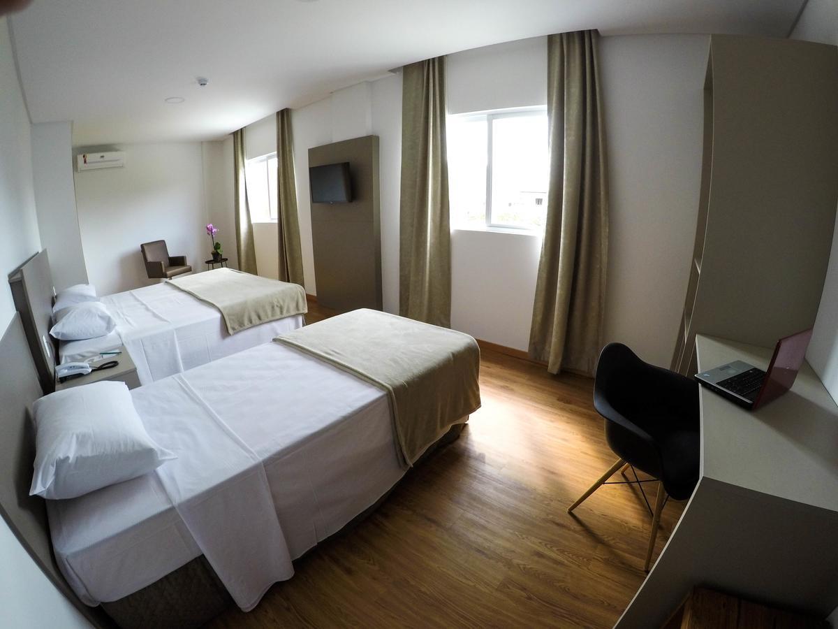 Tri Hotel São João Batista Kültér fotó