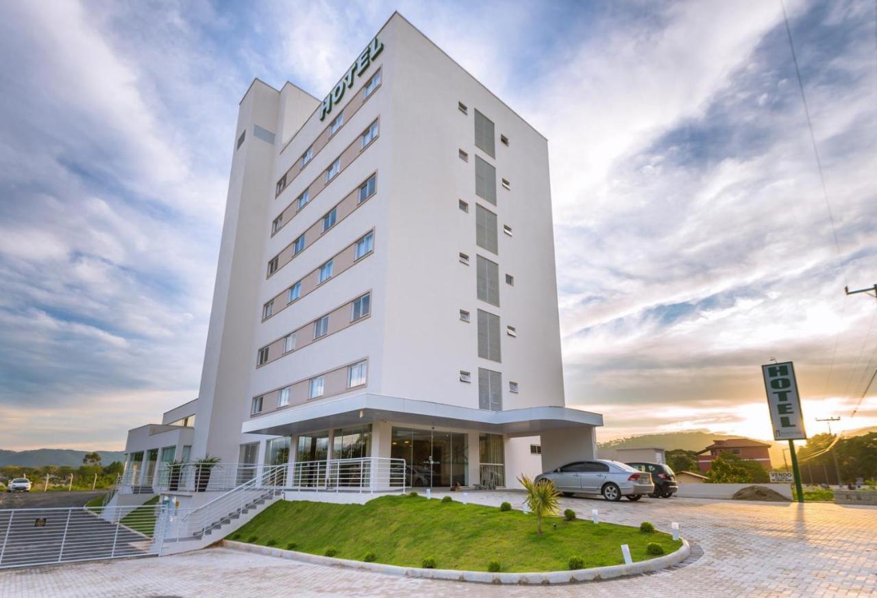 Tri Hotel São João Batista Kültér fotó